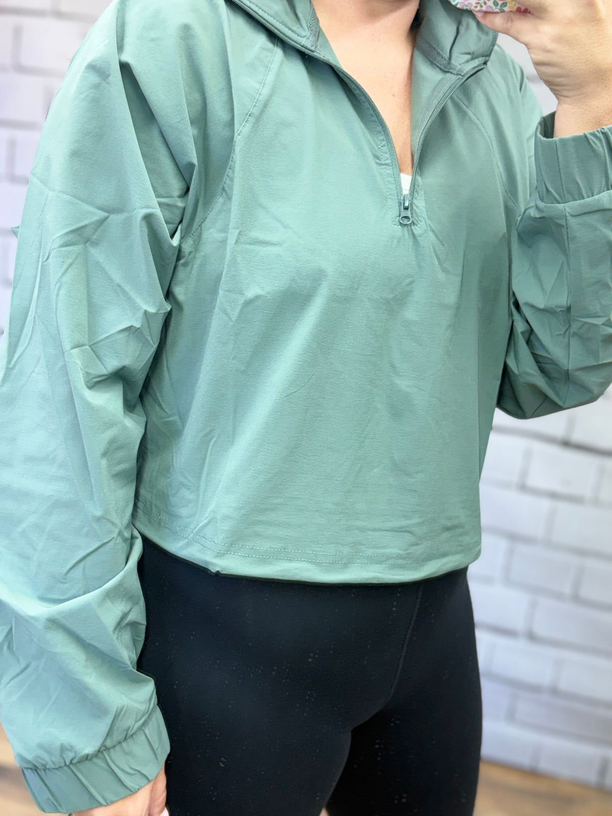 Half Zip Cropped Pullover