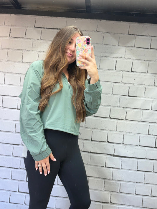 Half Zip Cropped Pullover